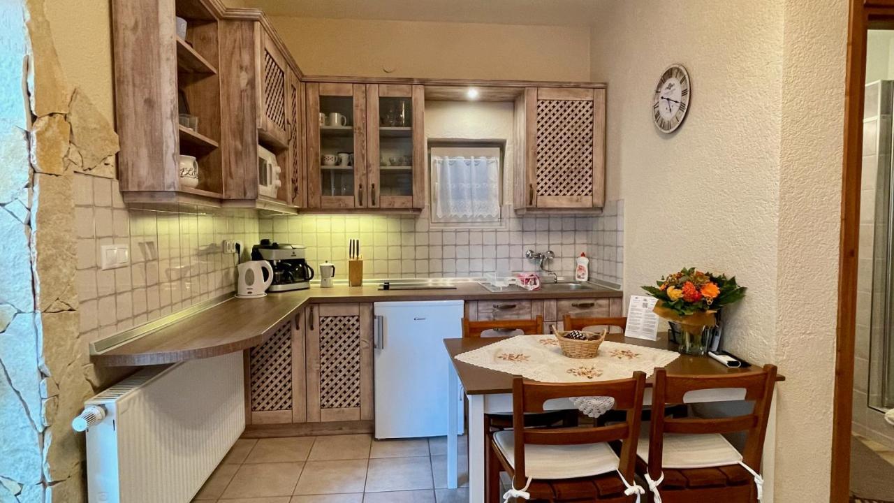 Naposdombi Apartment *